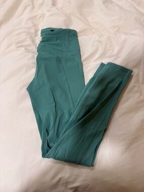 Vuori Stride Light Teal Leggings